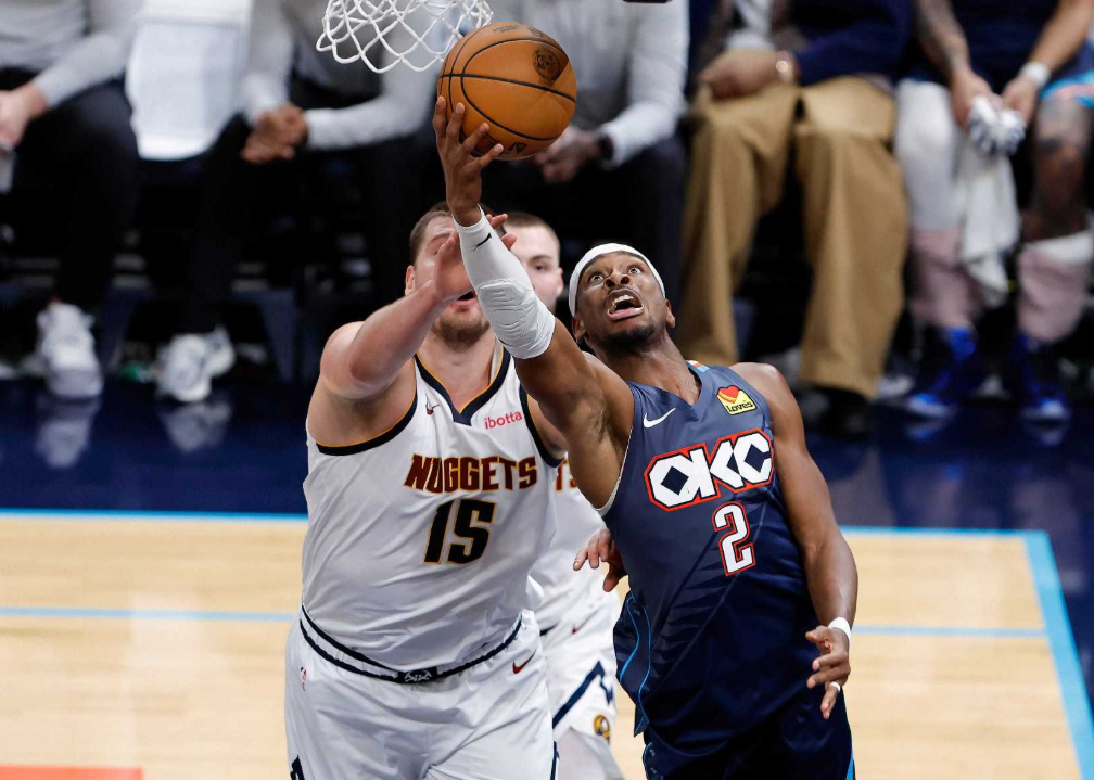 华体会官网APP-场均轰32分6助攻,再度打破历史纪录!其实本赛季MVP悬念不大了